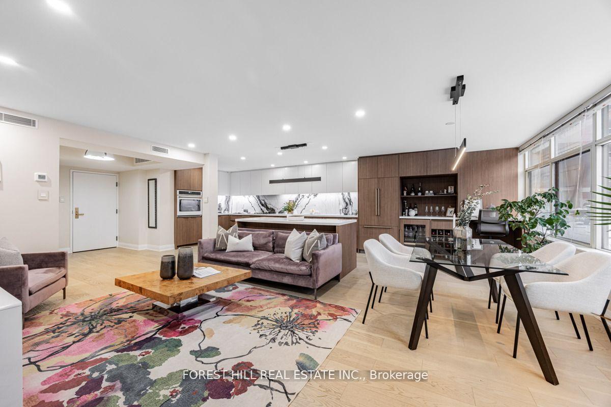 Photo 2 of Unit 201, 900 Yonge Street, Toronto, The Annex — HOMEH