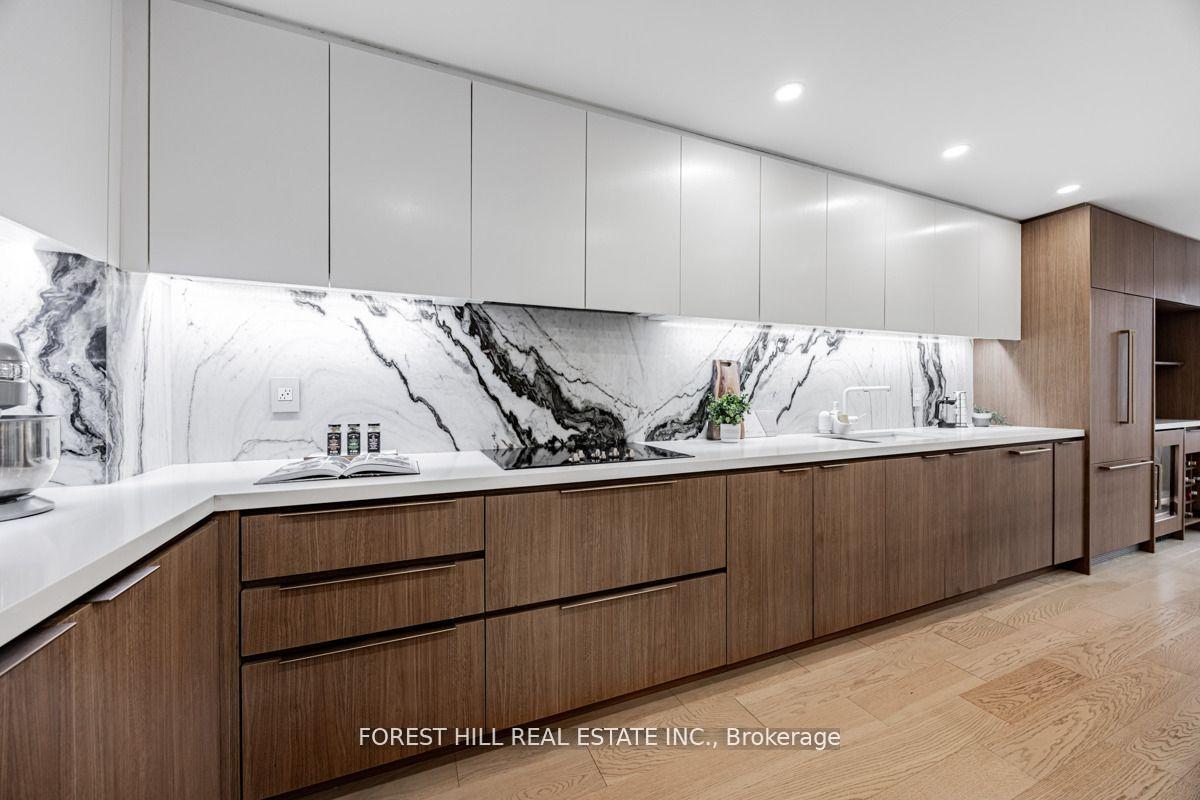 Photo 7 of Unit 201, 900 Yonge Street, Toronto, The Annex — HOMEH
