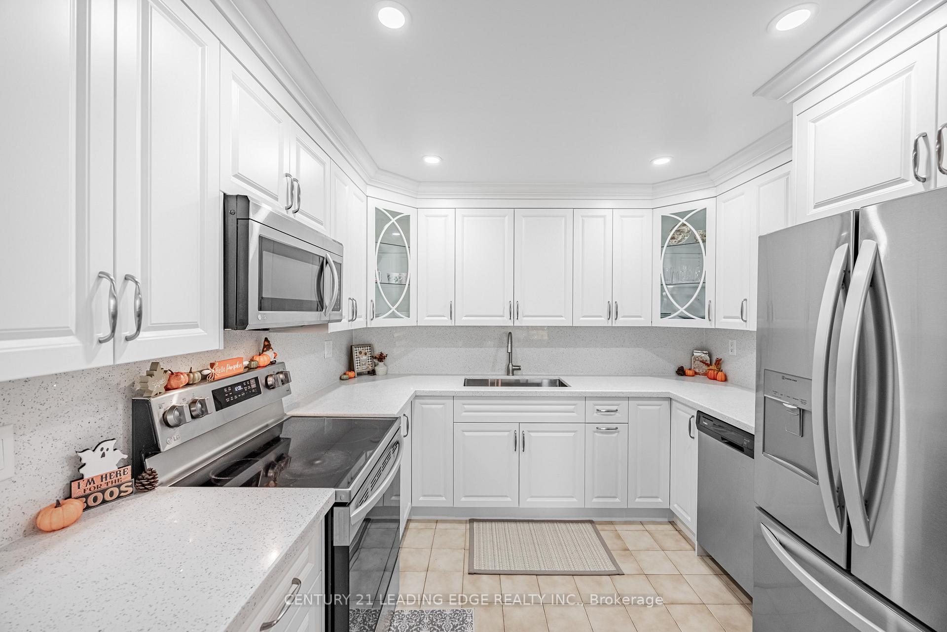 Photo 10 of Unit 401, 310 Mill Street S, Brampton, Brampton South — HOMEH