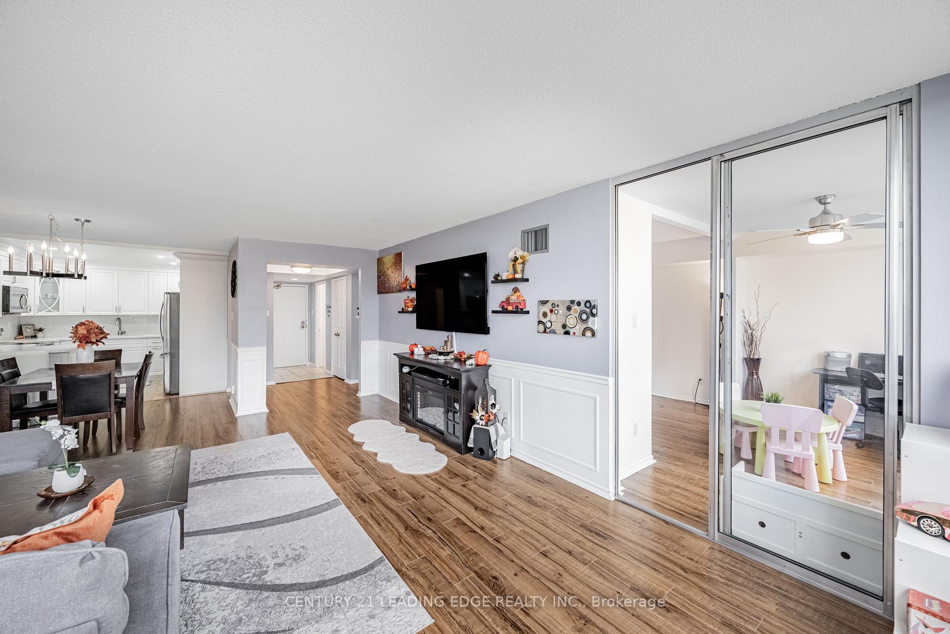 Photo 29 of Unit 401, 310 Mill Street S, Brampton, Brampton South — HOMEH