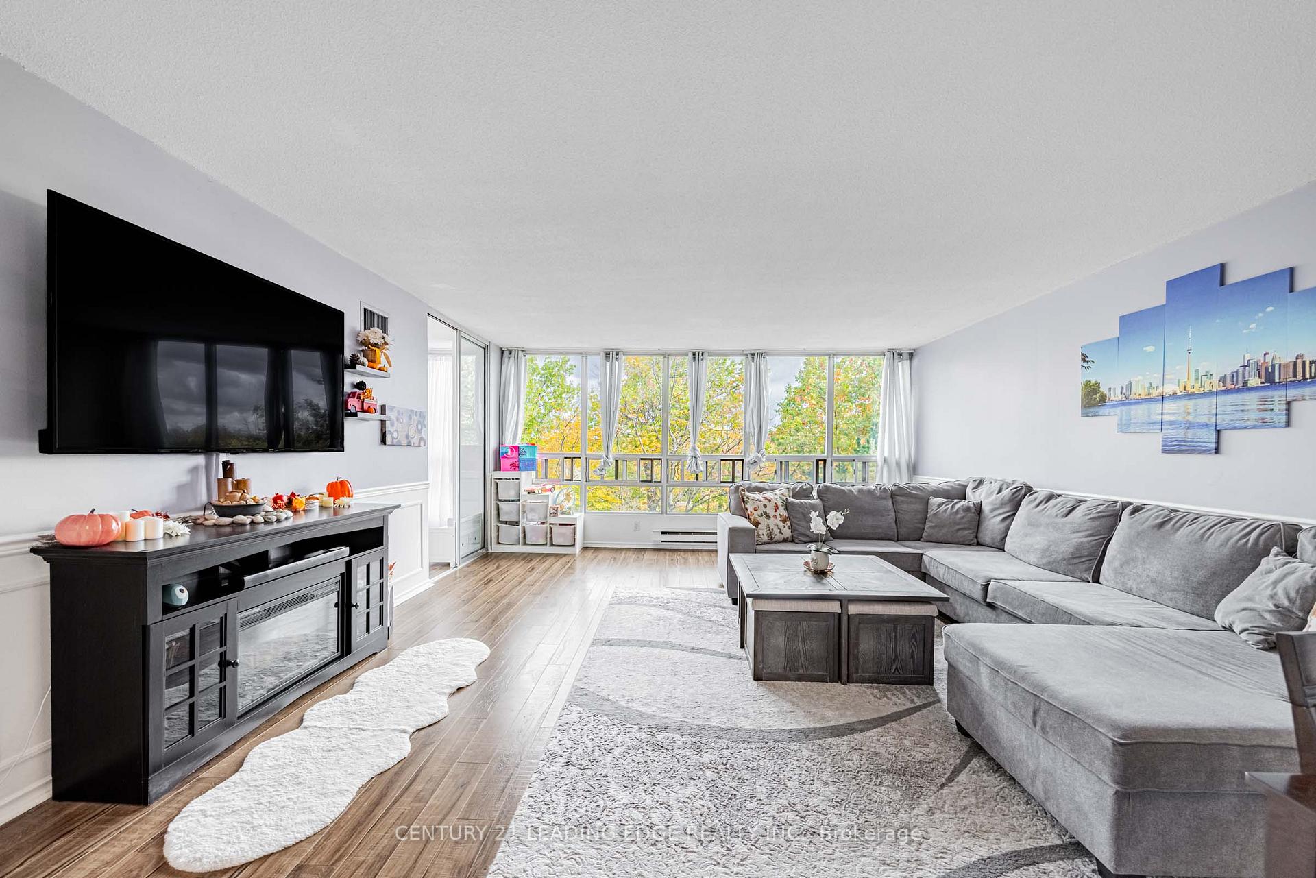 Photo 13 of Unit 401, 310 Mill Street S, Brampton, Brampton South — HOMEH