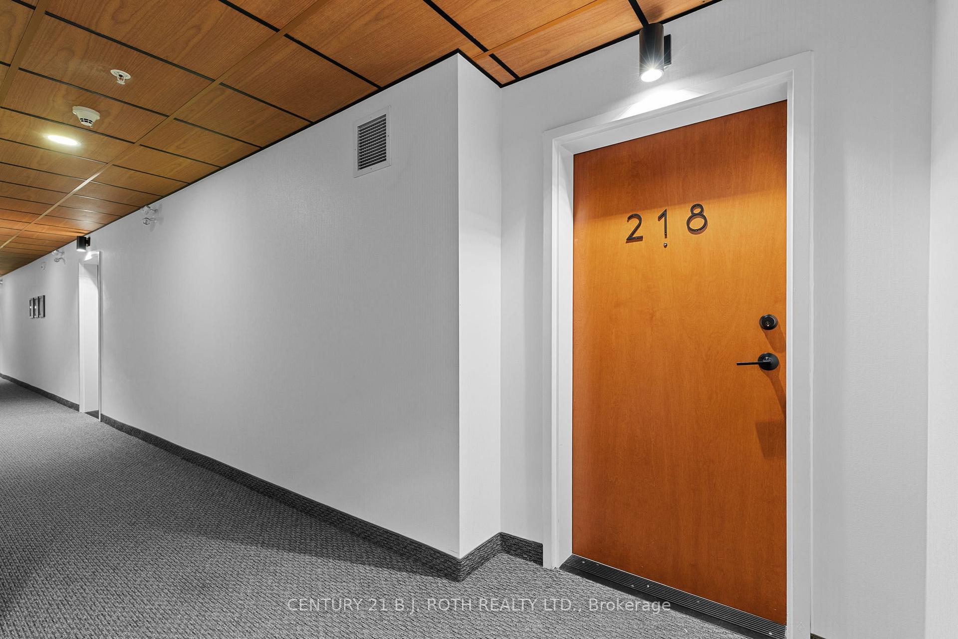 Photo 2 of Unit 218, 720 Yonge Street, Barrie, Painswick South — HOMEH
