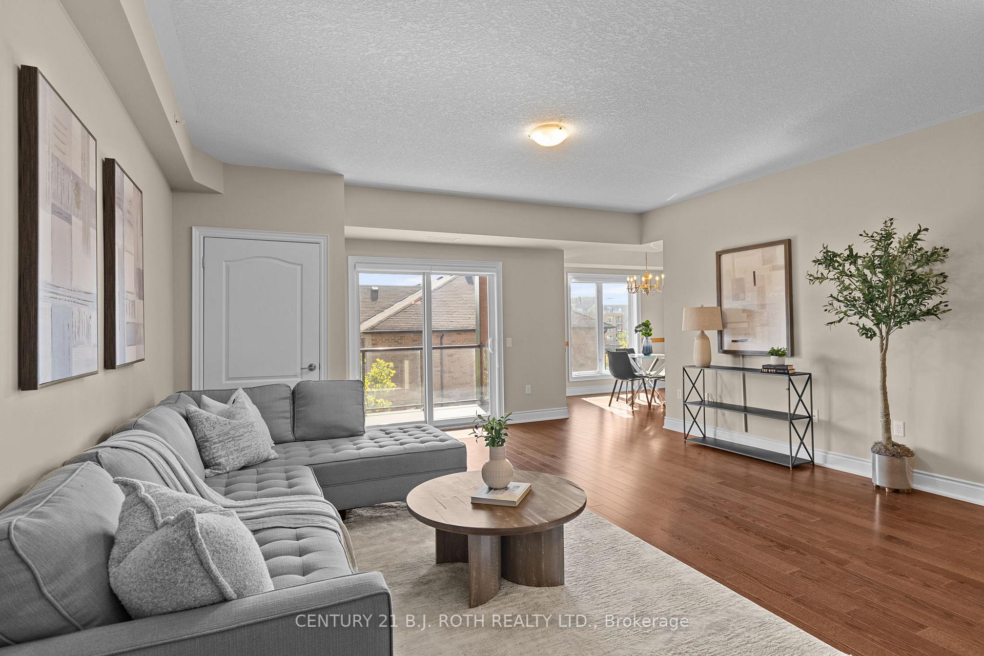 Photo 7 of Unit 218, 720 Yonge Street, Barrie, Painswick South — HOMEH