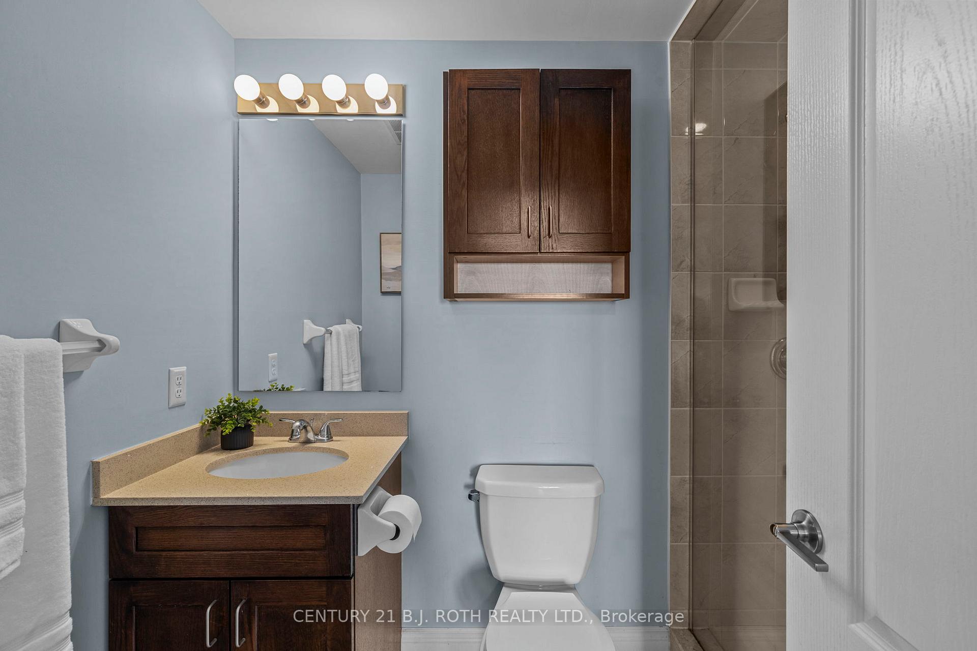 Photo 5 of Unit 218, 720 Yonge Street, Barrie, Painswick South — HOMEH