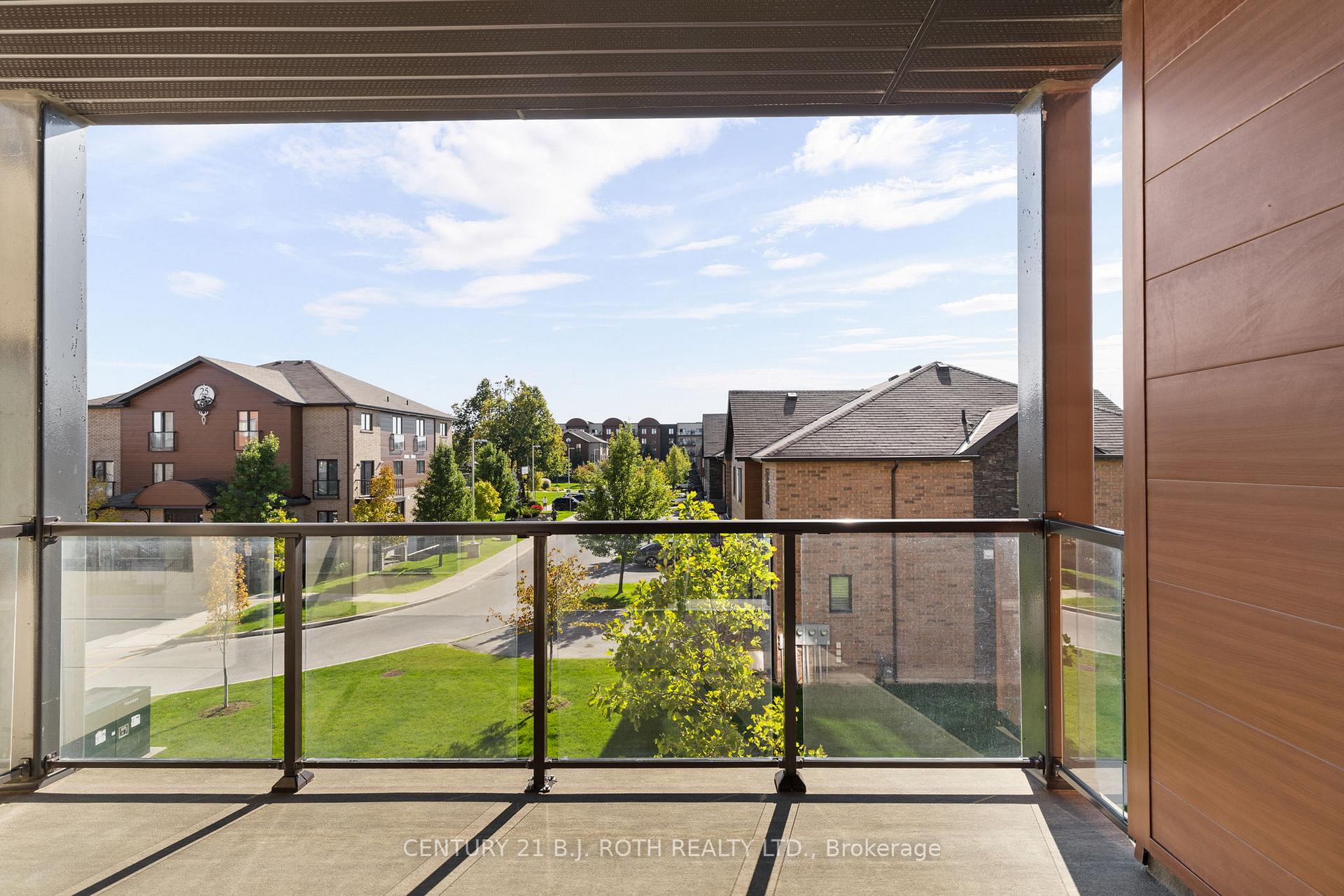 Photo 17 of Unit 218, 720 Yonge Street, Barrie, Painswick South — HOMEH
