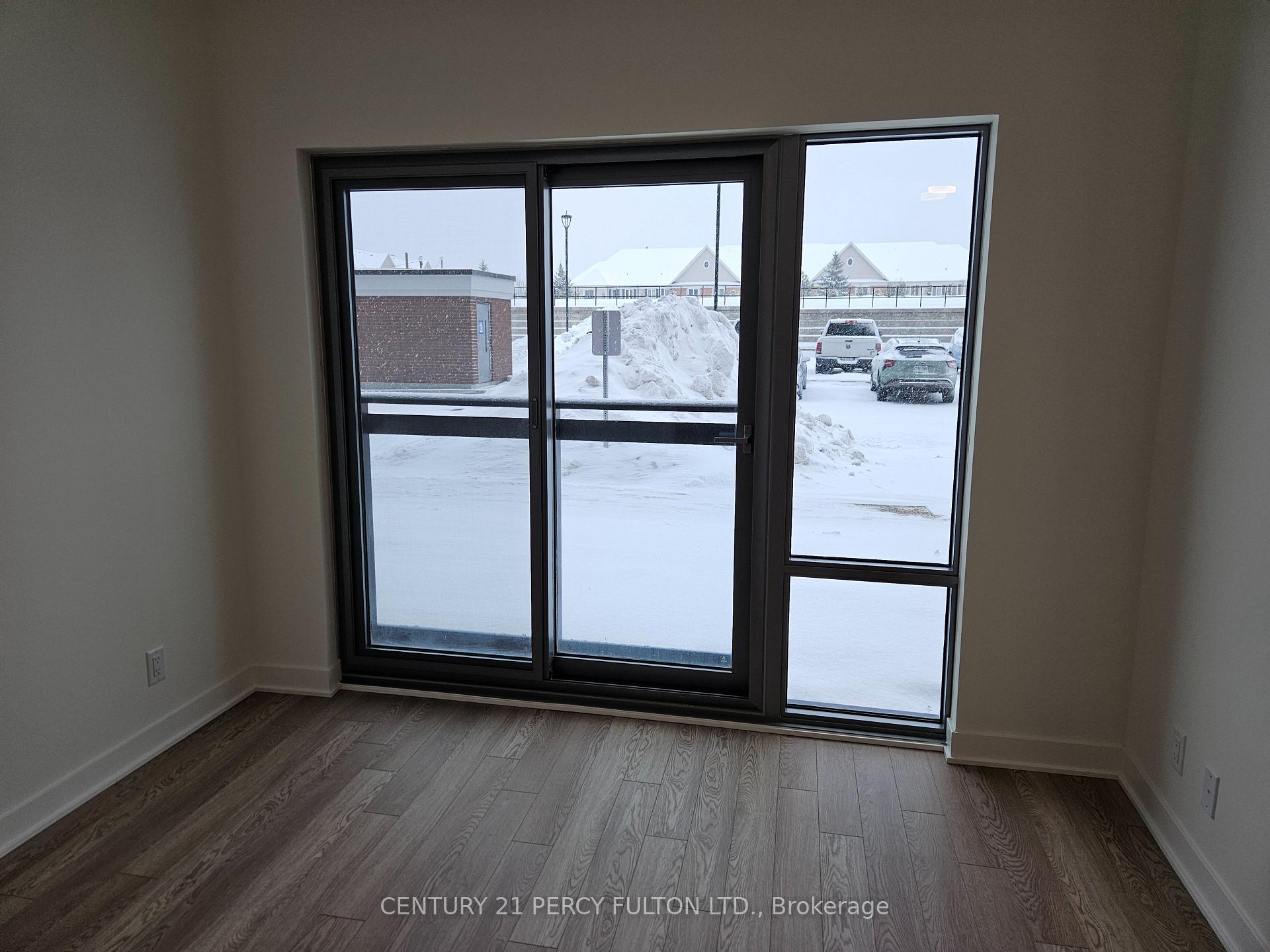 Photo 4 of Unit 102, 51 Clarington Boulevard, Clarington, Bowmanville — HOMEH