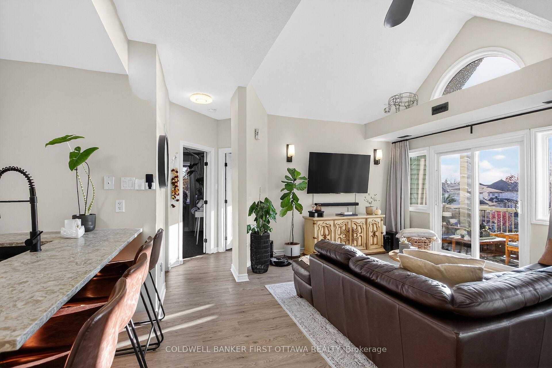 Photo 4 of Unit C, 137 Oldfield Street, Ottawa, Barrhaven East — HOMEH