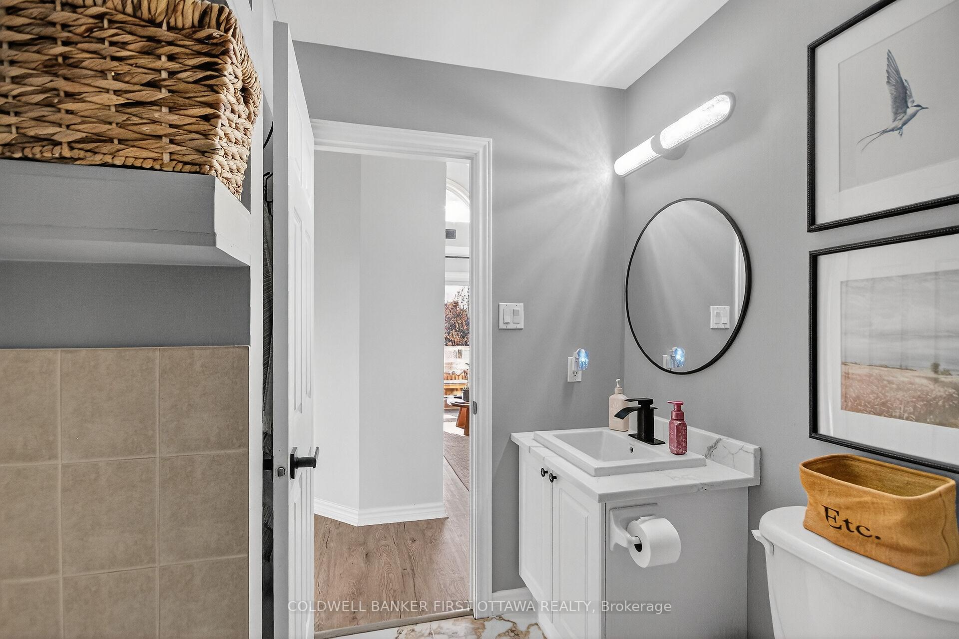Photo 17 of Unit C, 137 Oldfield Street, Ottawa, Barrhaven East — HOMEH
