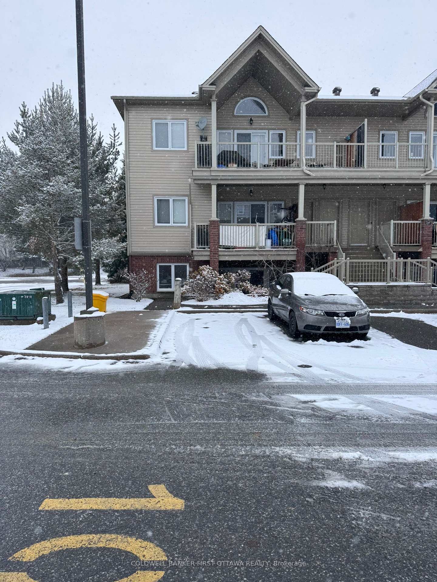 Photo 26 of Unit C, 137 Oldfield Street, Ottawa, Barrhaven East — HOMEH