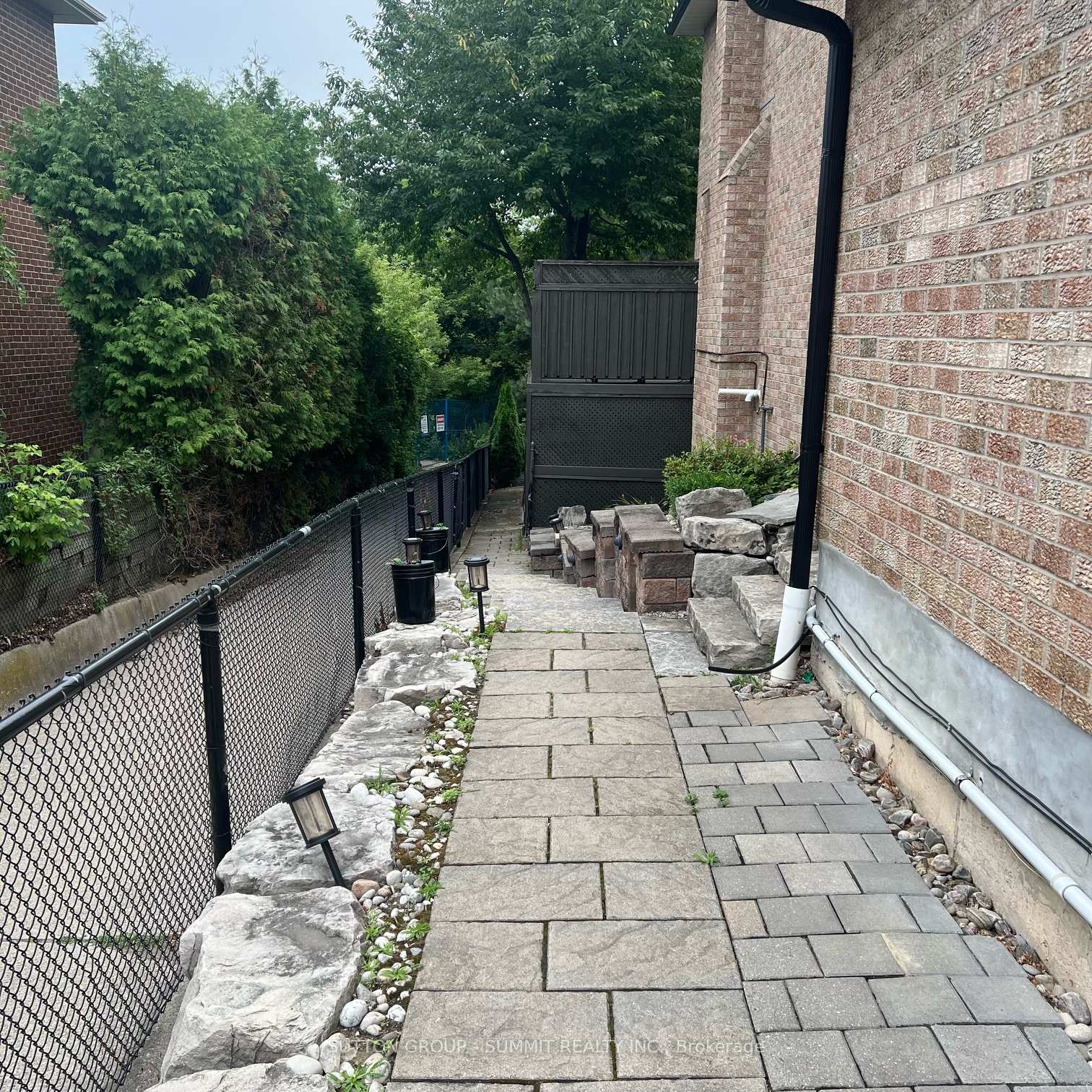 Photo 16 of Unit BASEMENT, 26 Esker Drive, Brampton, Heart Lake East — HOMEH