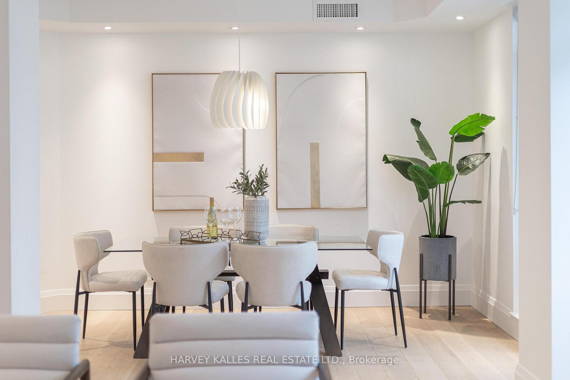 Photo 10 of Unit 804, 1 Balmoral Avenue, Toronto, Yonge-St. Clair — HOMEH