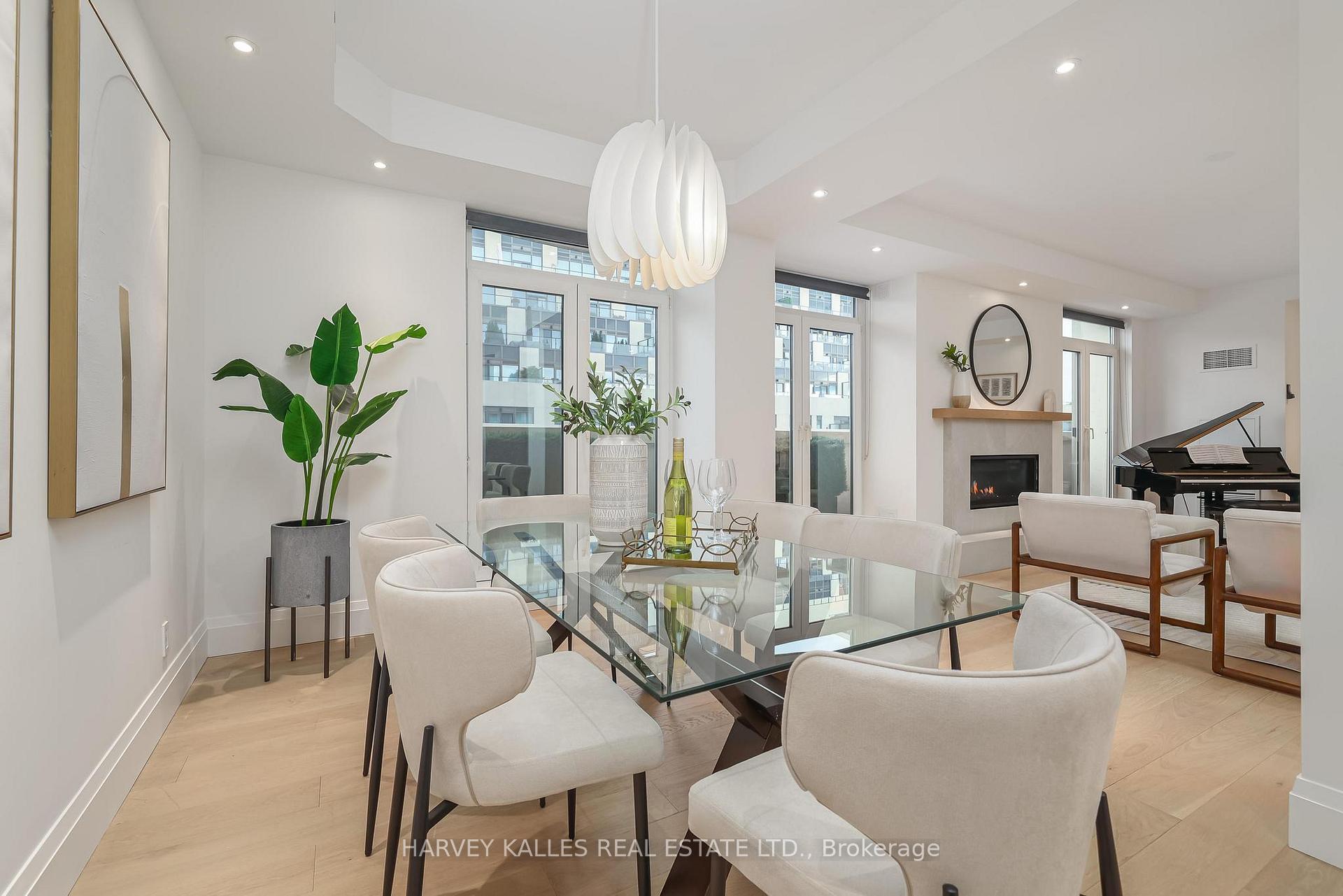 Photo 13 of Unit 804, 1 Balmoral Avenue, Toronto, Yonge-St. Clair — HOMEH