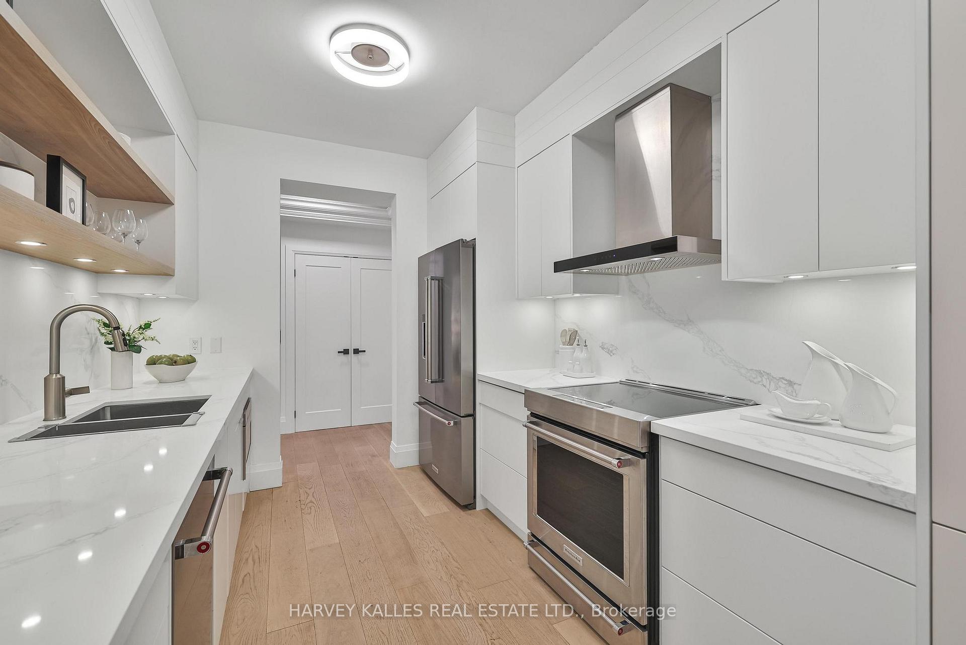 Photo 23 of Unit 804, 1 Balmoral Avenue, Toronto, Yonge-St. Clair — HOMEH
