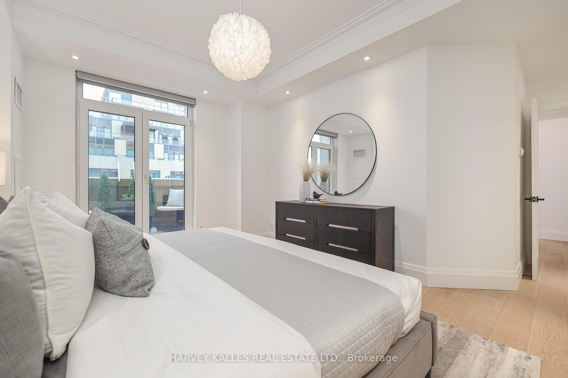 Photo 35 of Unit 804, 1 Balmoral Avenue, Toronto, Yonge-St. Clair — HOMEH