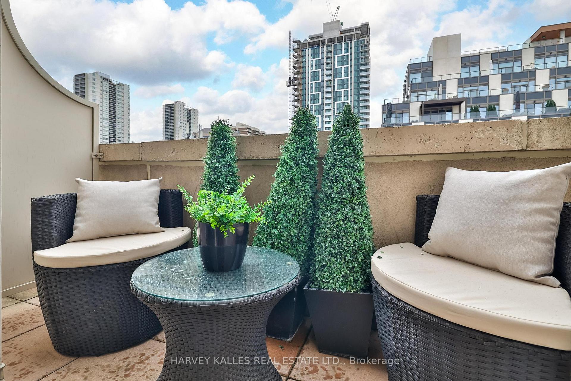 Photo 43 of Unit 804, 1 Balmoral Avenue, Toronto, Yonge-St. Clair — HOMEH