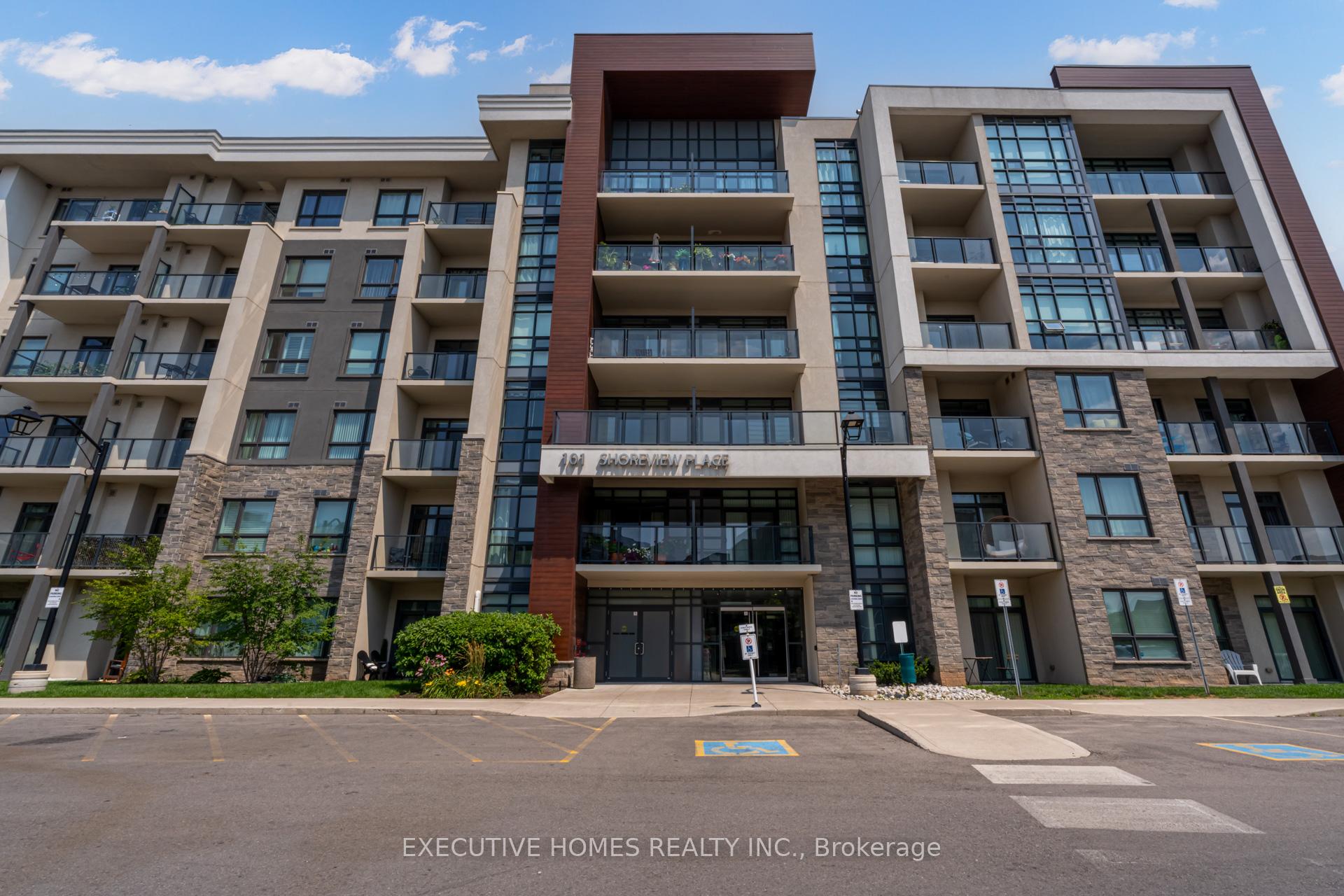 Photo 5 of Unit 327, 101 Shoreview Place, Hamilton, Stoney Creek — HOMEH