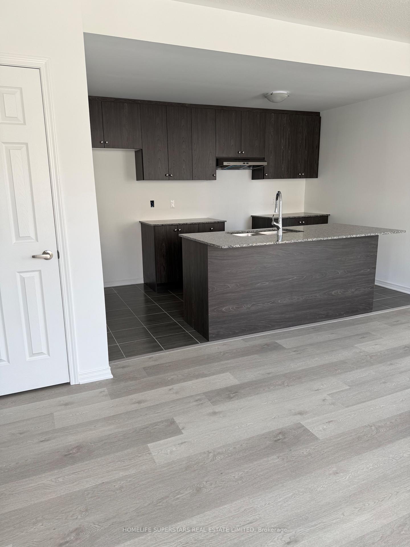 Photo 3 of Unit 25, 4380 Ebenezer Road, Brampton, Bram East — HOMEH