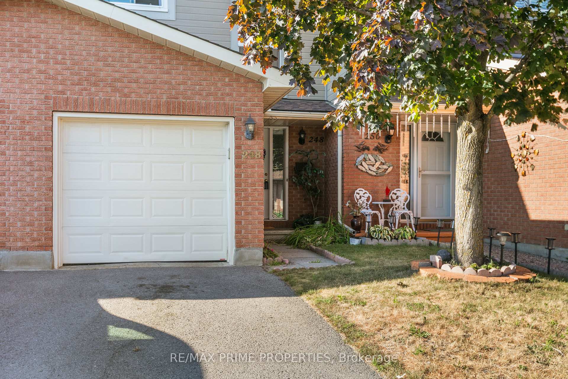 Photo 4 of 248 Temby Private, Ottawa, Hunt Club Park/Greenboro — HOMEH