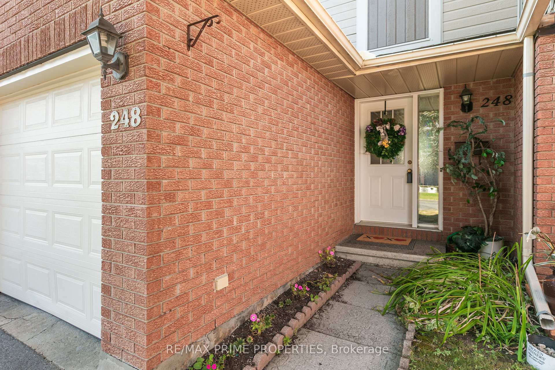 Photo 8 of 248 Temby Private, Ottawa, Hunt Club Park/Greenboro — HOMEH