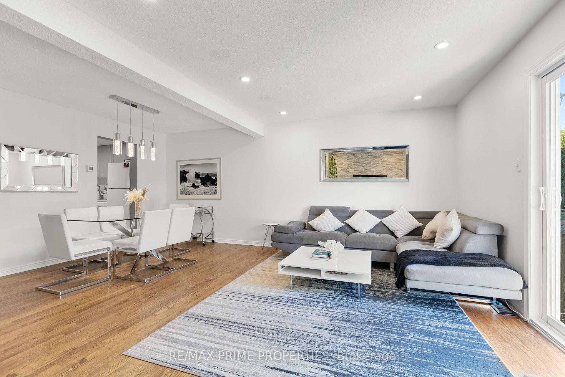 Photo 3 of 248 Temby Private, Ottawa, Hunt Club Park/Greenboro — HOMEH
