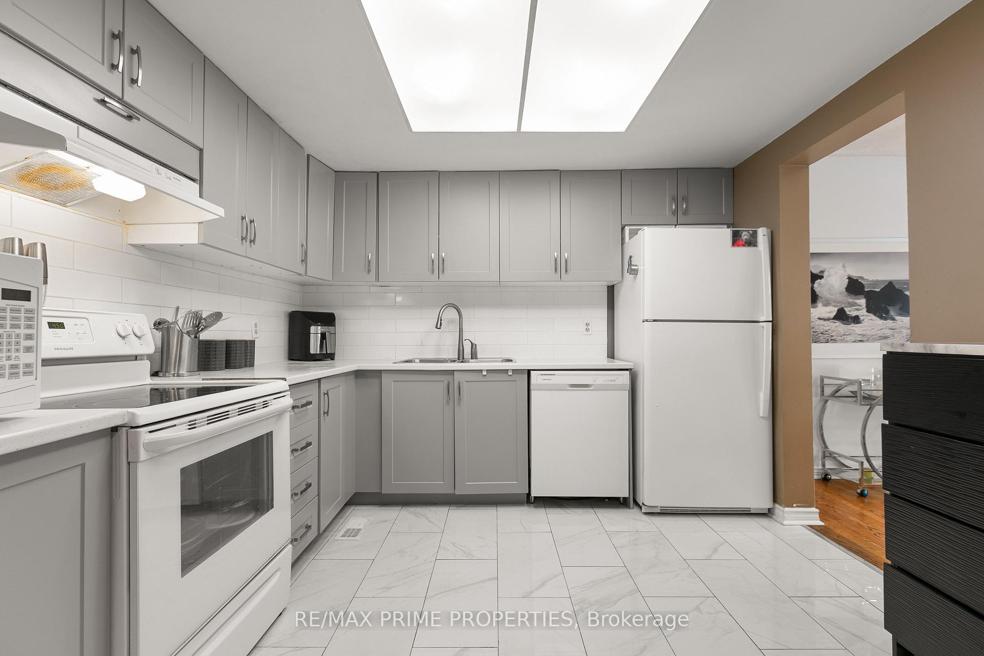 Photo 18 of 248 Temby Private, Ottawa, Hunt Club Park/Greenboro — HOMEH