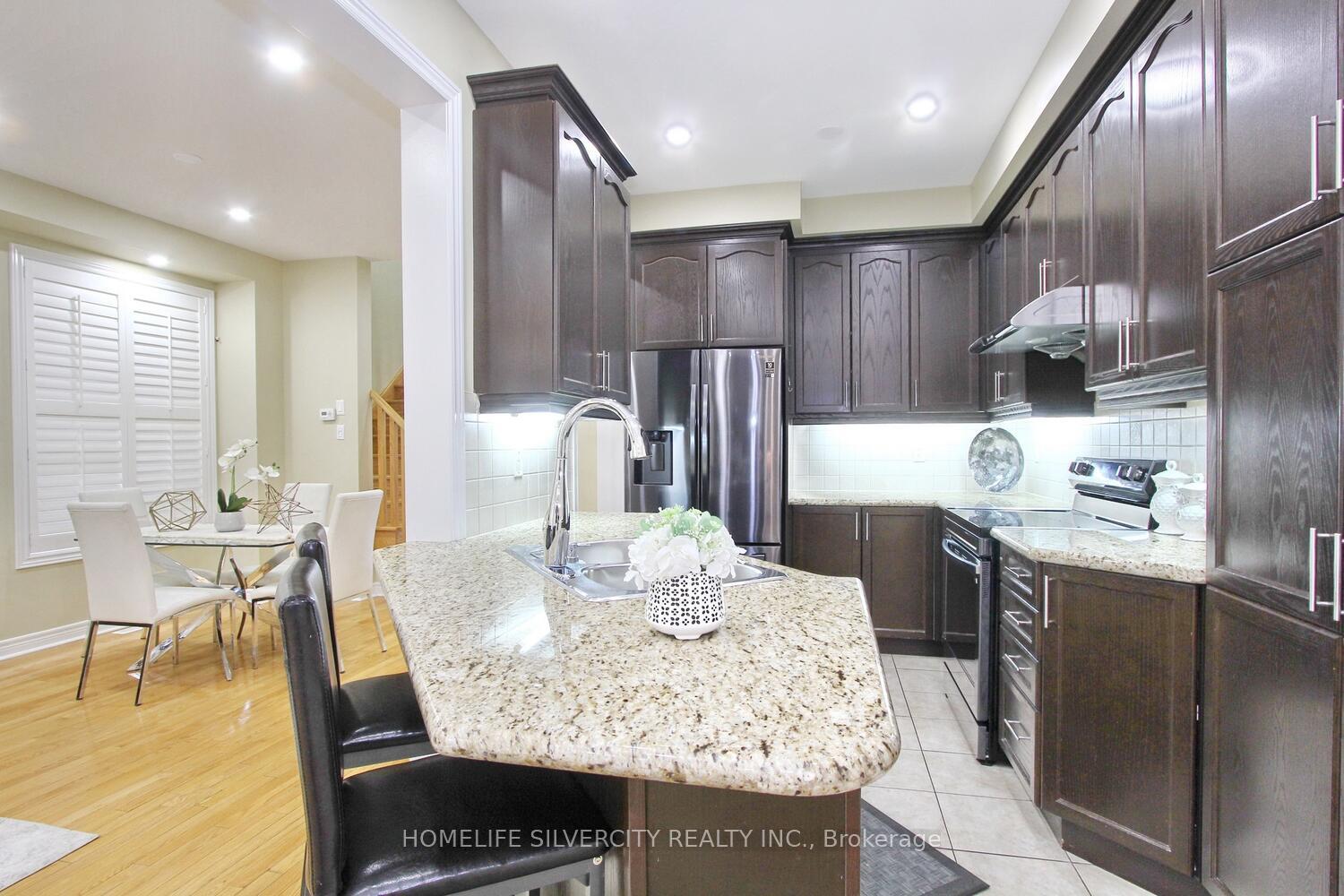 Photo 11 of 23 Shortreed Grove, Brampton, Sandringham-Wellington — HOMEH