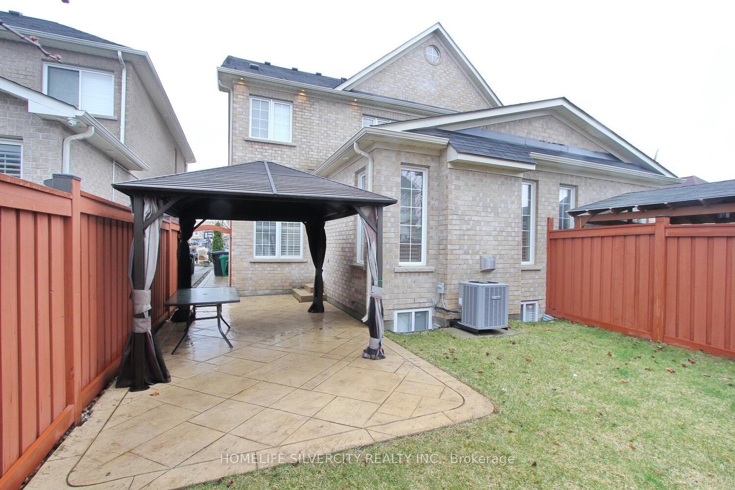 Photo 14 of 23 Shortreed Grove, Brampton, Sandringham-Wellington — HOMEH
