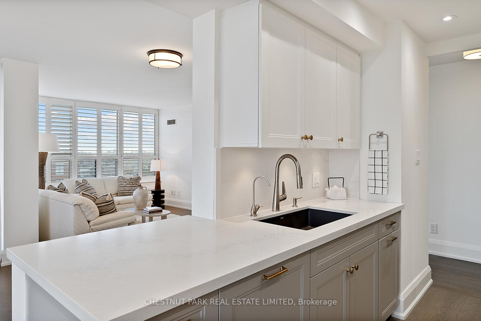 Photo 8 of Unit 912, 268 Ridley Boulevard, Toronto, Bedford Park-Nortown — HOMEH