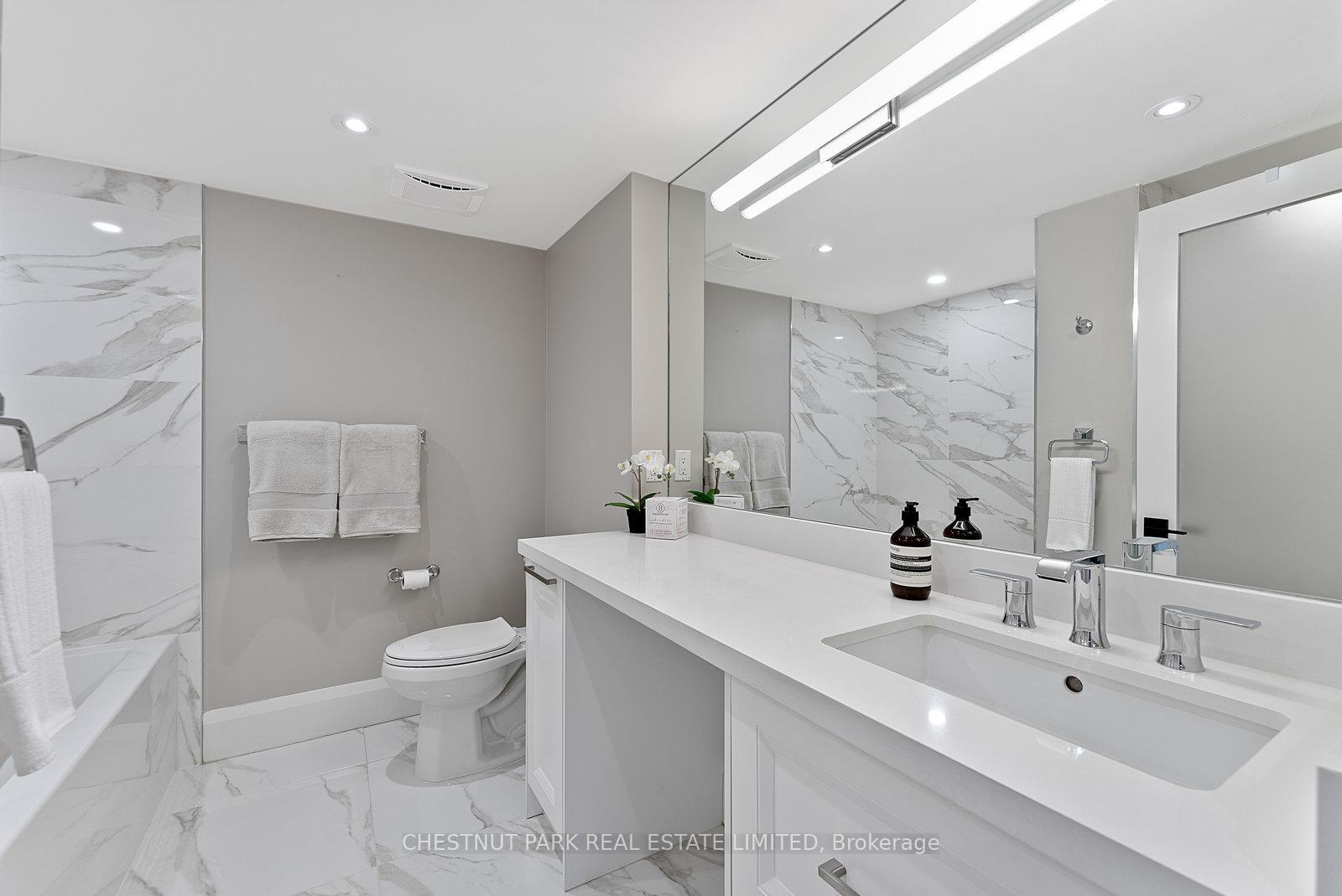 Photo 29 of Unit 912, 268 Ridley Boulevard, Toronto, Bedford Park-Nortown — HOMEH
