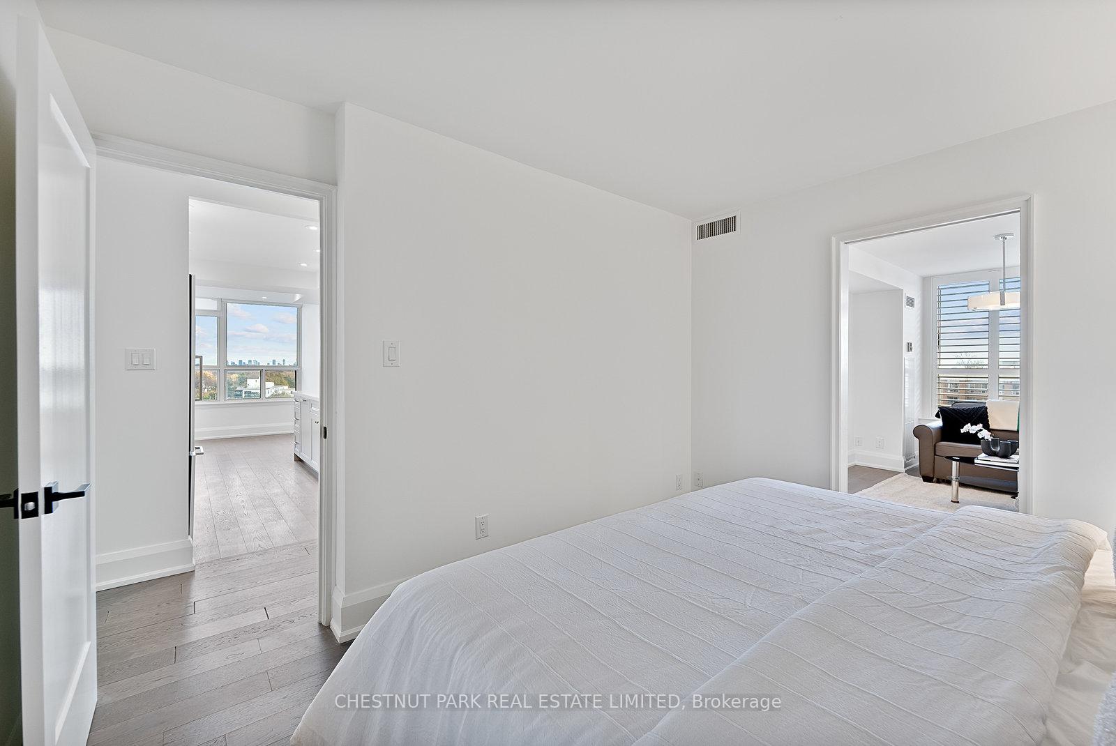 Photo 14 of Unit 912, 268 Ridley Boulevard, Toronto, Bedford Park-Nortown — HOMEH