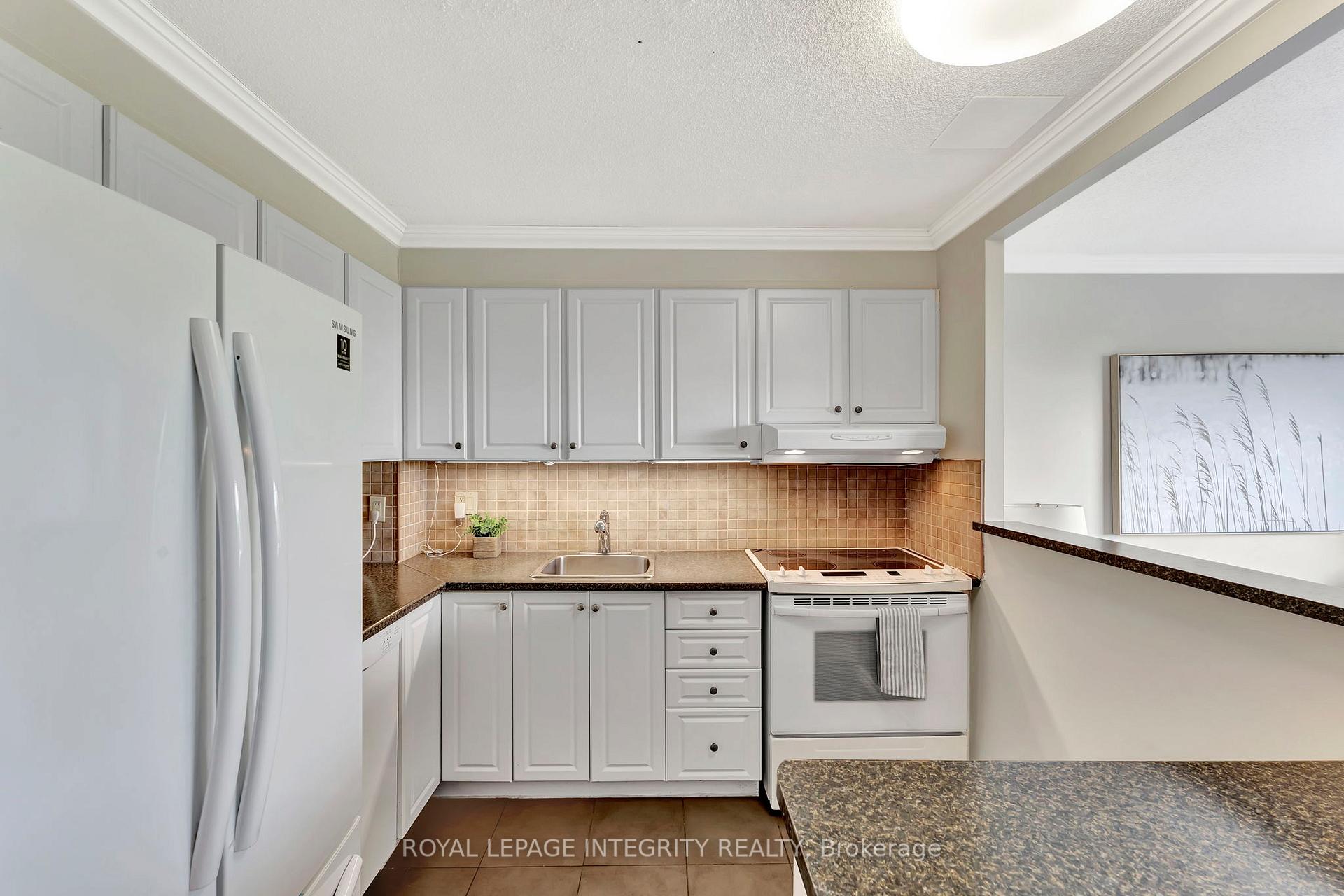 Photo 14 of Unit 504, 20 Chesterton Drive, Ottawa, Rideau Shore — HOMEH