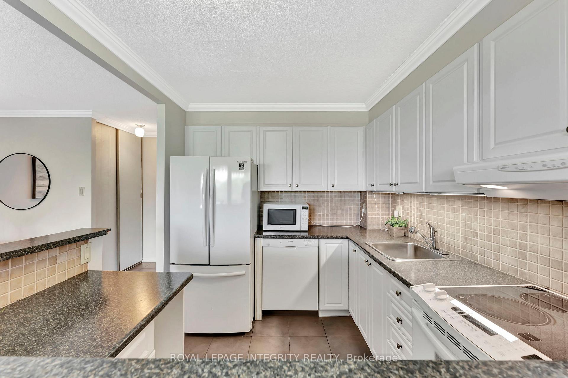 Photo 13 of Unit 504, 20 Chesterton Drive, Ottawa, Rideau Shore — HOMEH