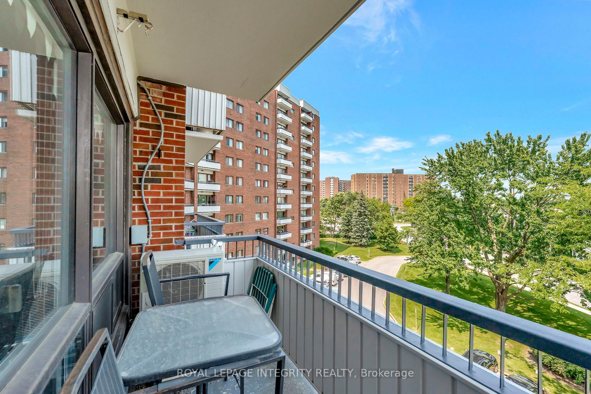 Photo 12 of Unit 504, 20 Chesterton Drive, Ottawa, Rideau Shore — HOMEH