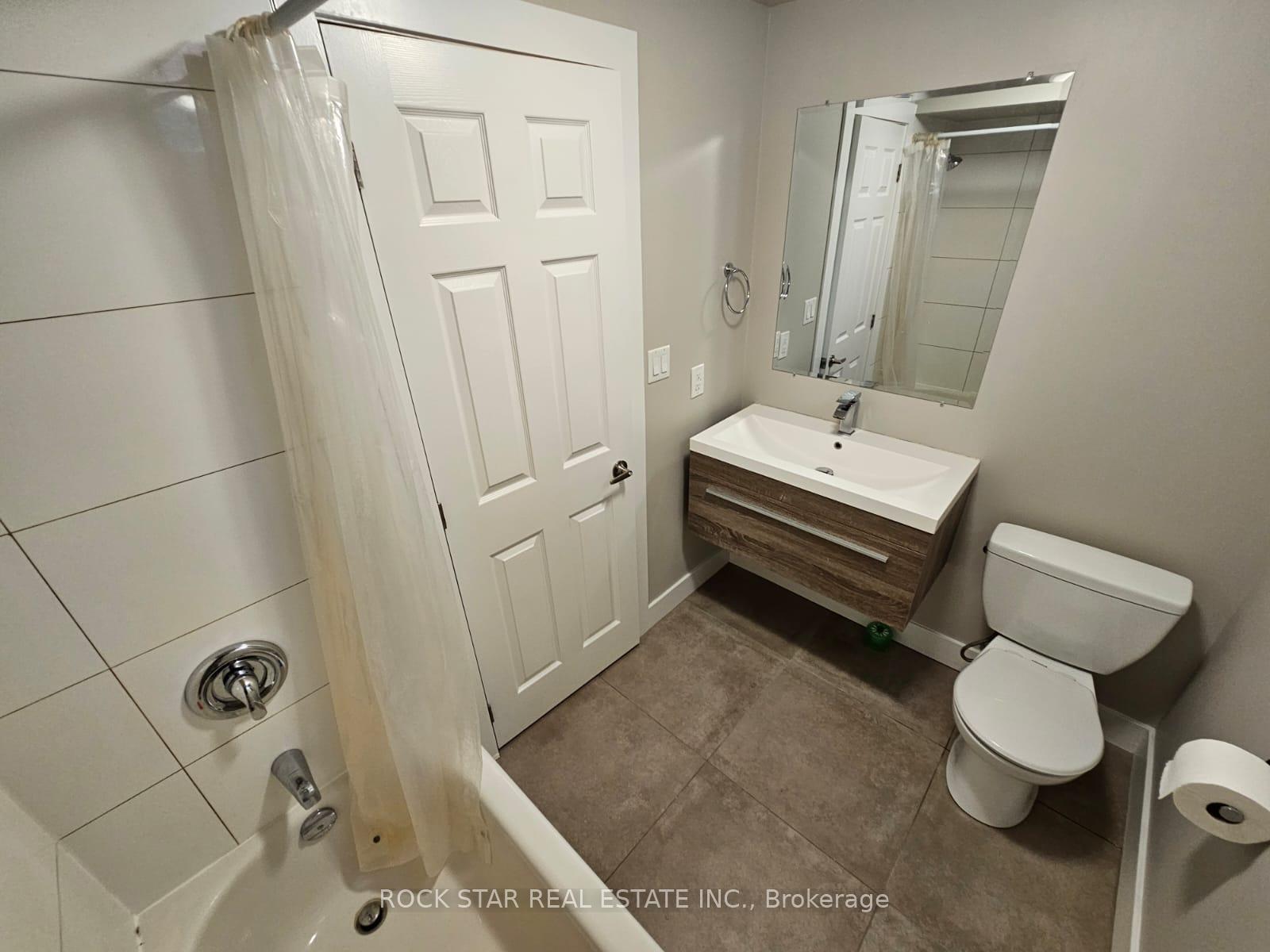 Photo 4 of Unit 2, 46 Laidlaw Drive, Barrie, Sunnidale — HOMEH