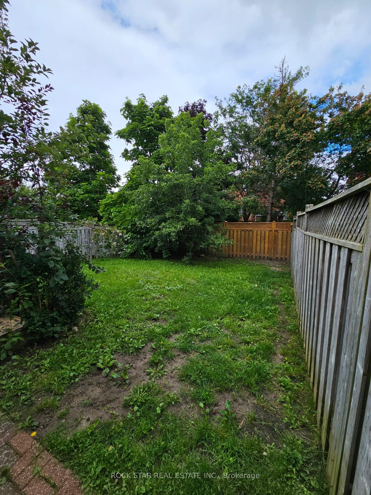 Photo 9 of Unit 2, 46 Laidlaw Drive, Barrie, Sunnidale — HOMEH