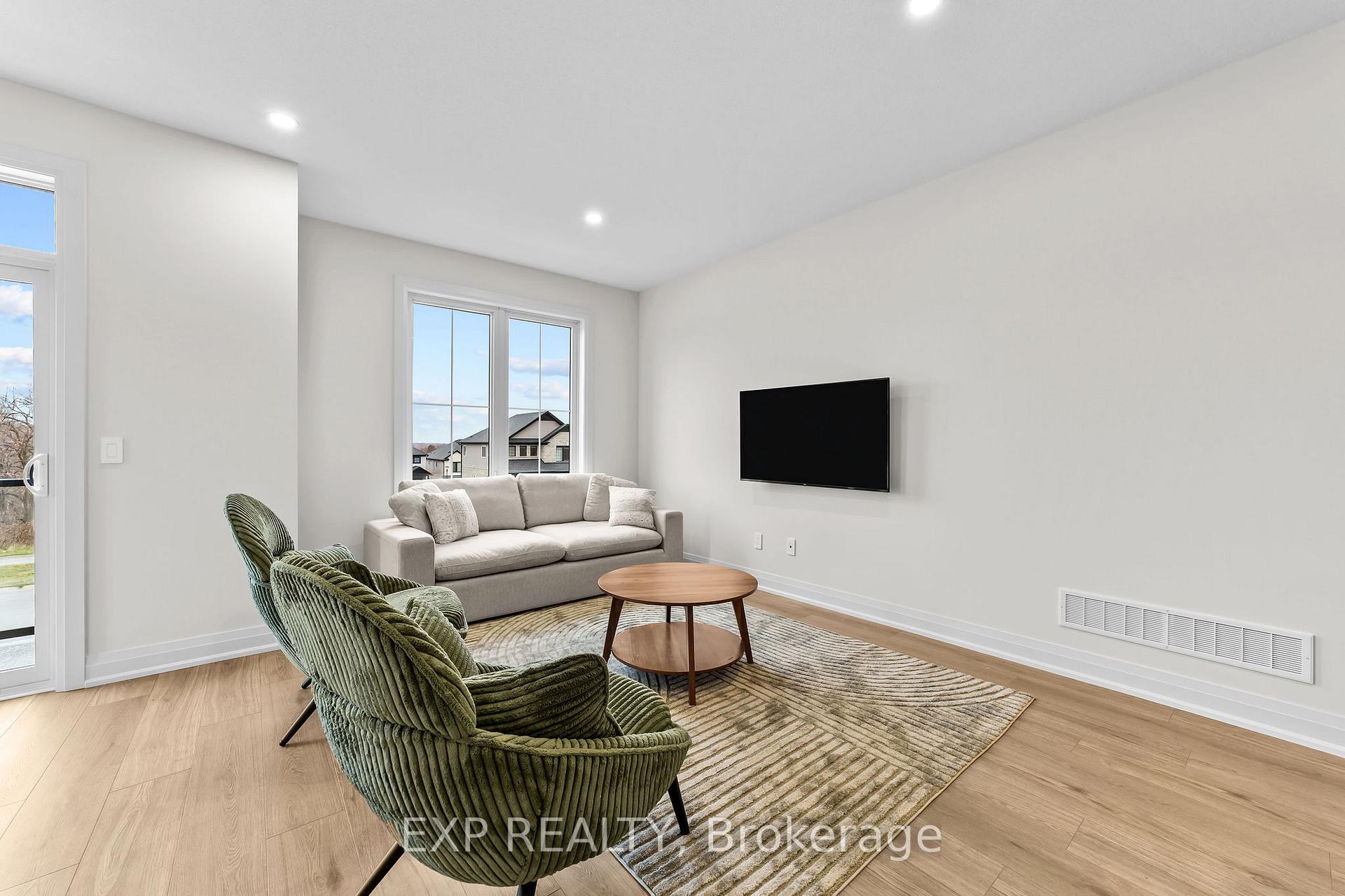 Photo 14 of Unit 18, 2605 Kettering Place, London, South U — HOMEH