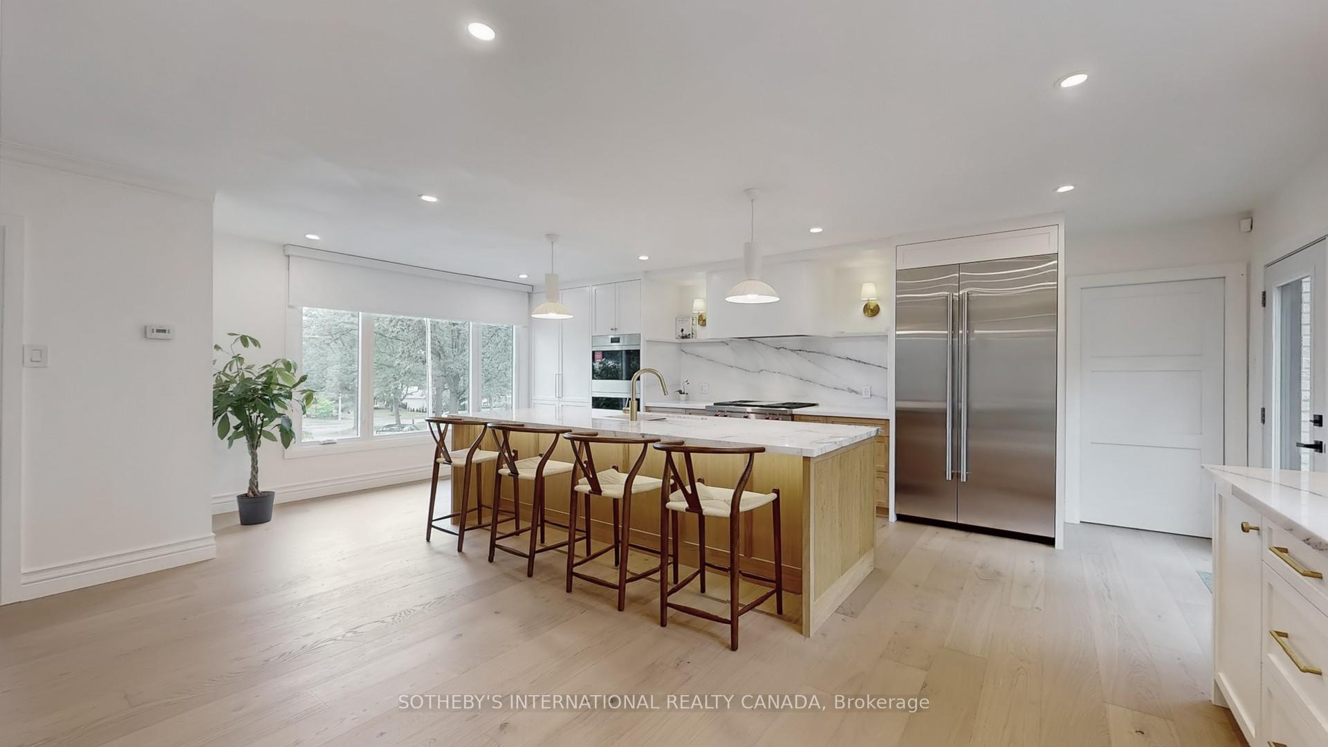 Photo 5 of 9 Parker Court, Barrie, Sunnidale — HOMEH