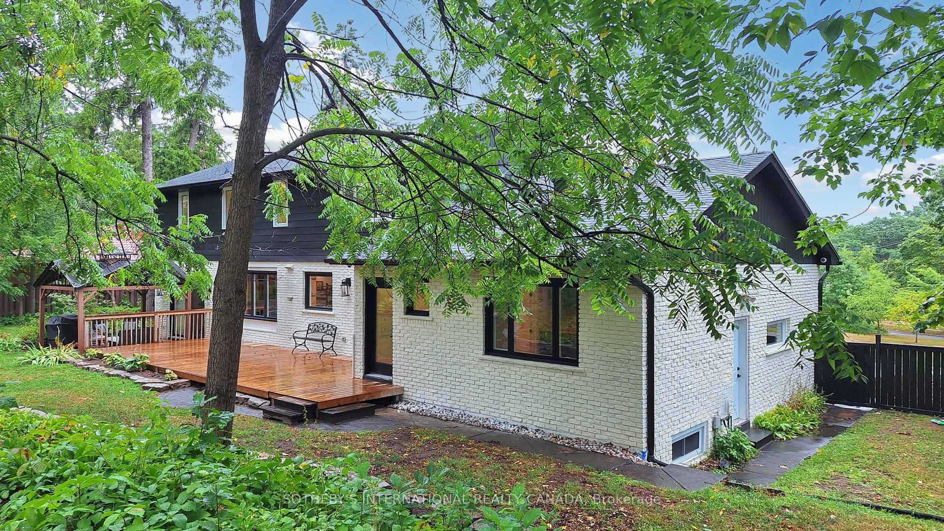 Photo 26 of 9 Parker Court, Barrie, Sunnidale — HOMEH