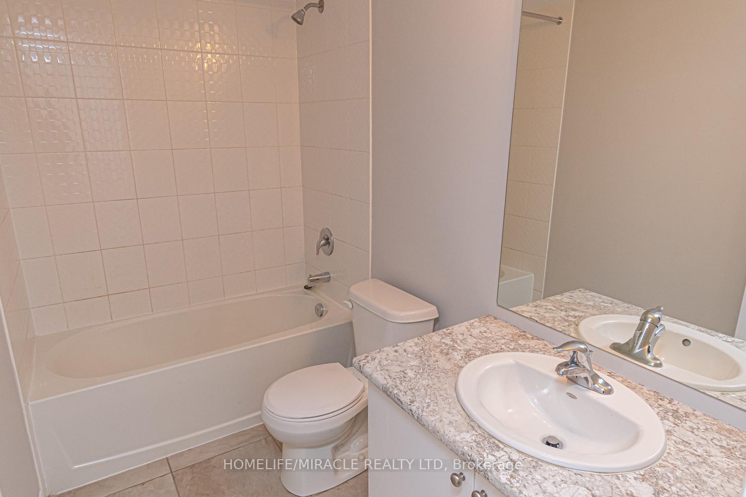 Photo 20 of 35 Bannister Road, Barrie, Innis-Shore — HOMEH