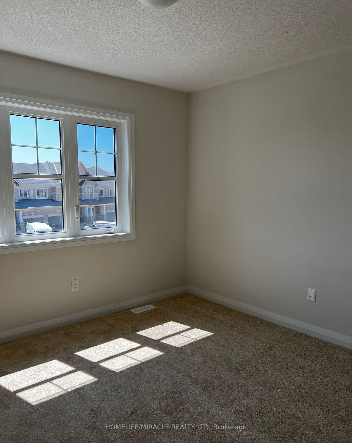 Photo 13 of 203 Rosanne Circle, Wasaga Beach — HOMEH