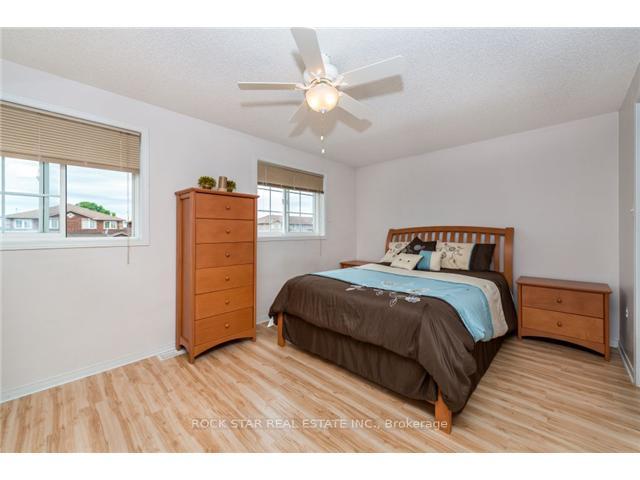 Photo 3 of 25 Raymond Crescent, Barrie, Painswick South — HOMEH
