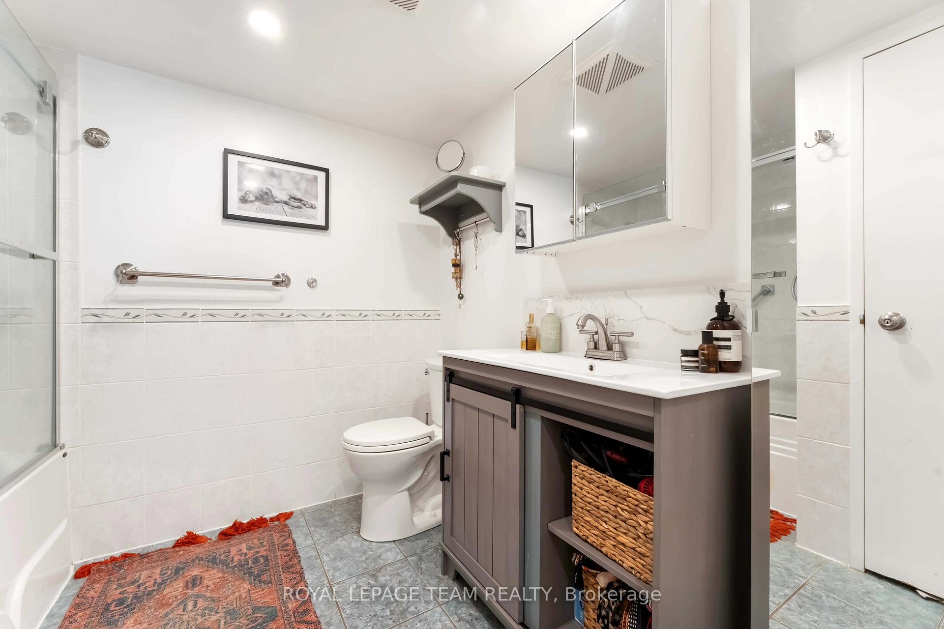 Photo 25 of Unit 1806, 160 George Street, Ottawa, Lower Town/Byward Market — HOMEH