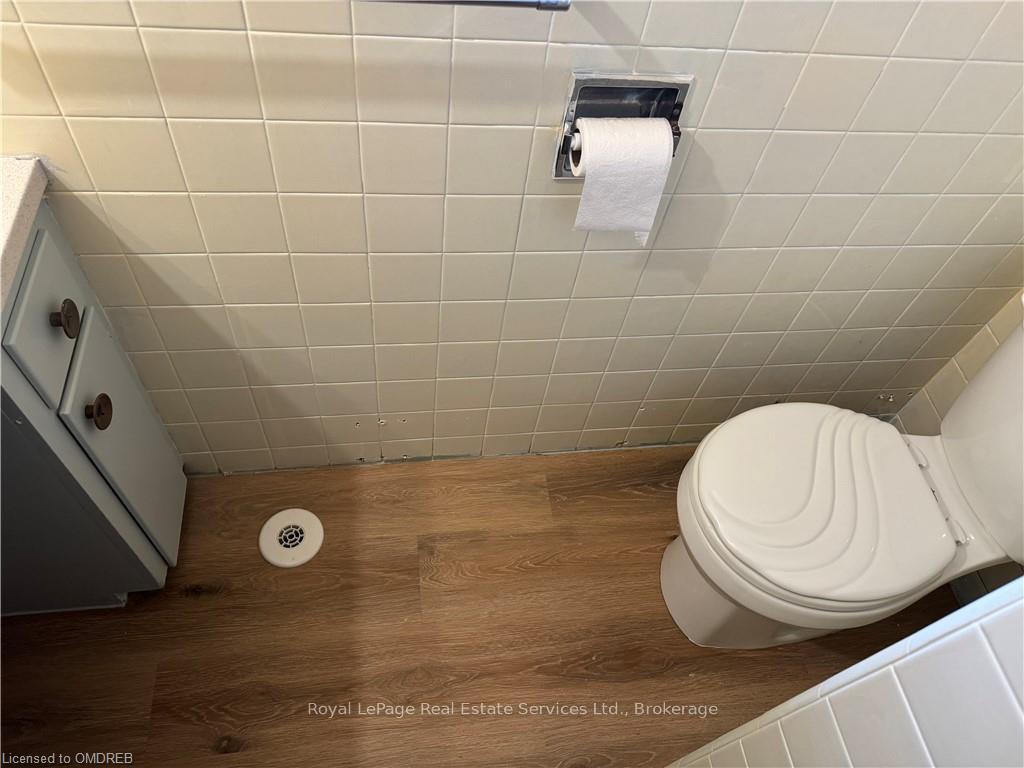 Photo 12 of Unit Main Level, 508 Walkers Line, Burlington, Roseland — HOMEH