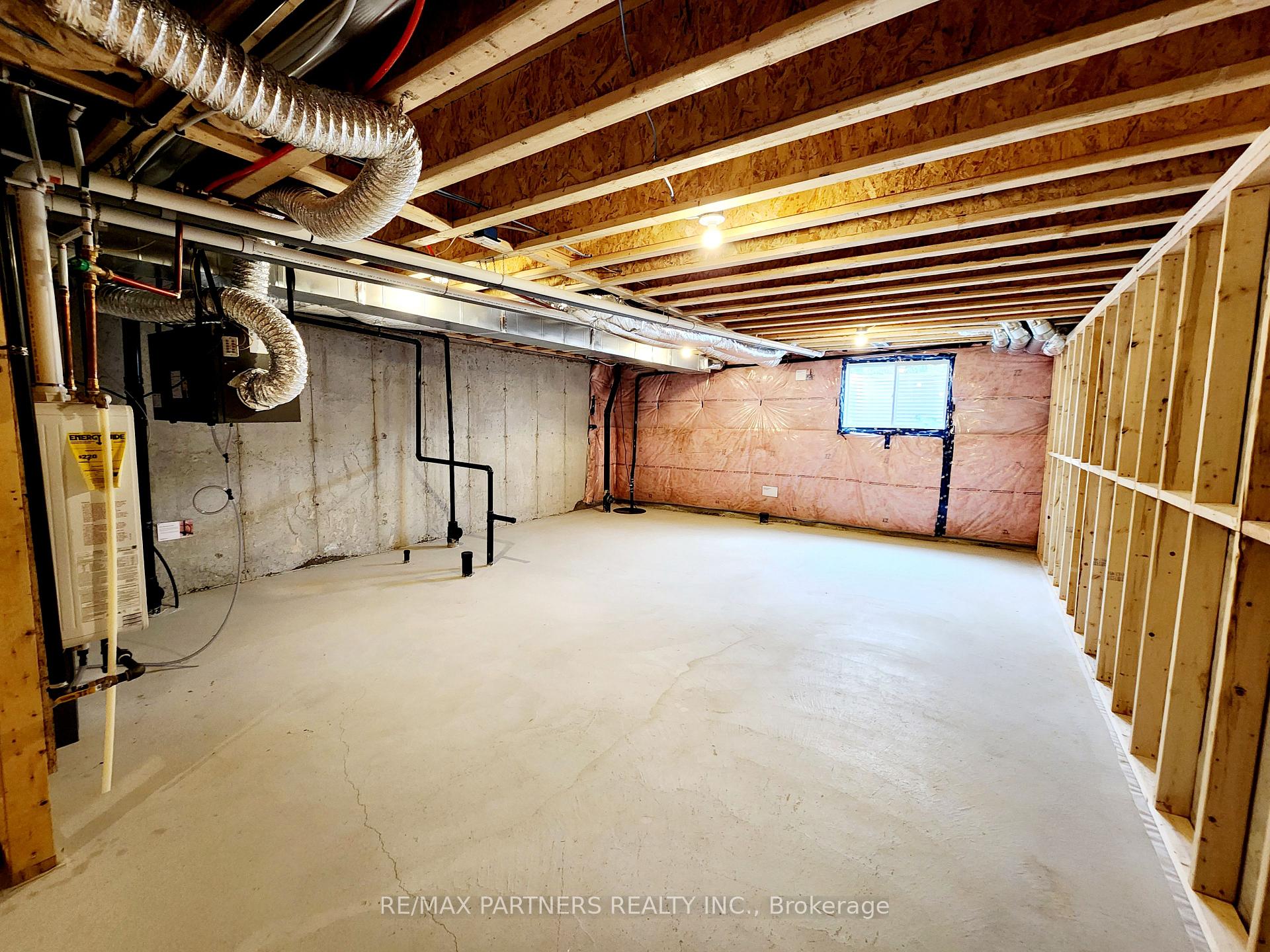 Photo 28 of 136 Greer Street, Barrie, Rural Barrie Southeast — HOMEH