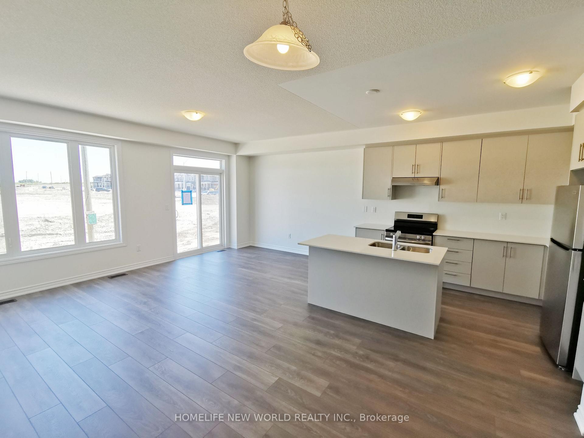 Photo 15 of 145 Greer Street, Barrie, Rural Barrie Southeast — HOMEH