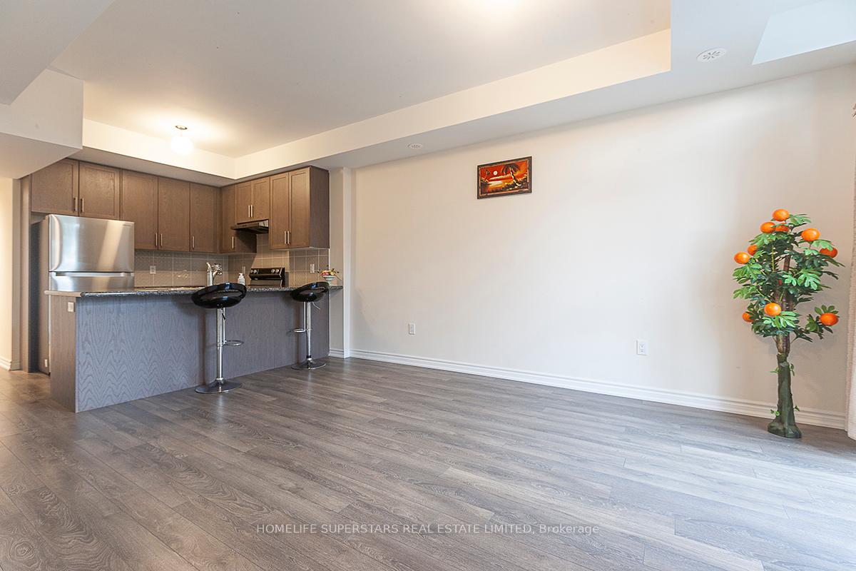Photo 6 of Unit 110, 20 Halliford Place E, Brampton, Goreway Drive Corridor — HOMEH