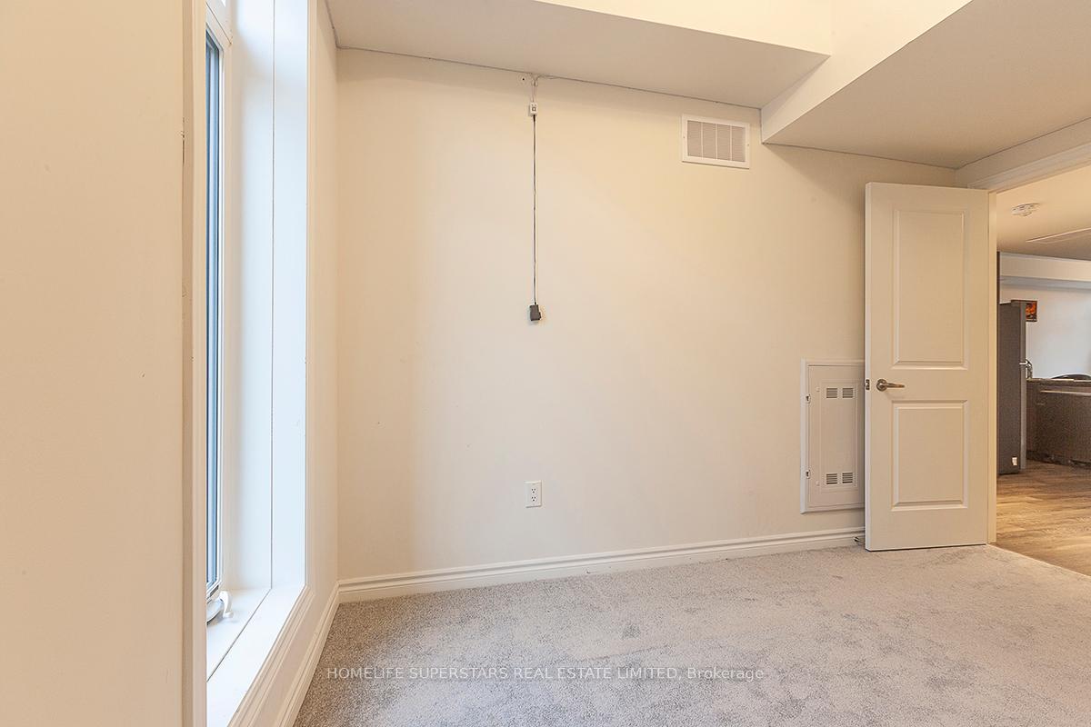 Photo 9 of Unit 110, 20 Halliford Place E, Brampton, Goreway Drive Corridor — HOMEH