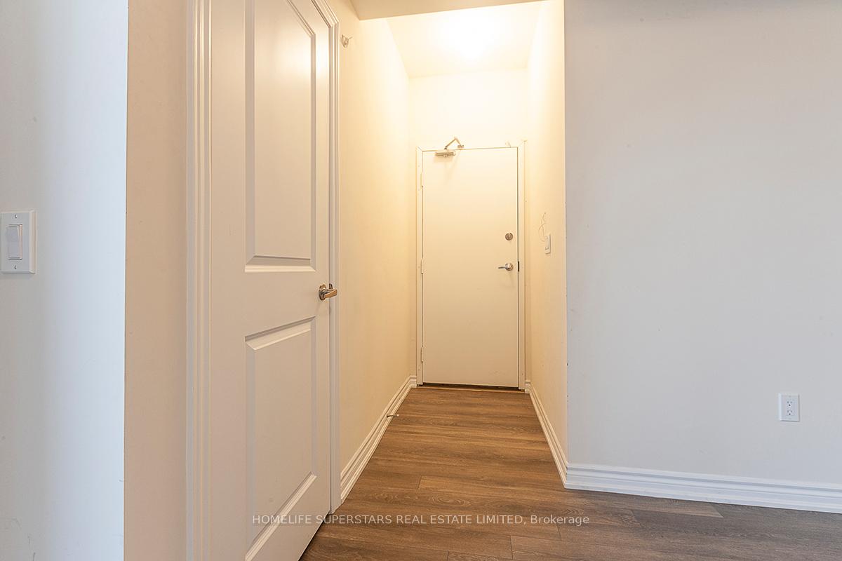 Photo 5 of Unit 110, 20 Halliford Place E, Brampton, Goreway Drive Corridor — HOMEH