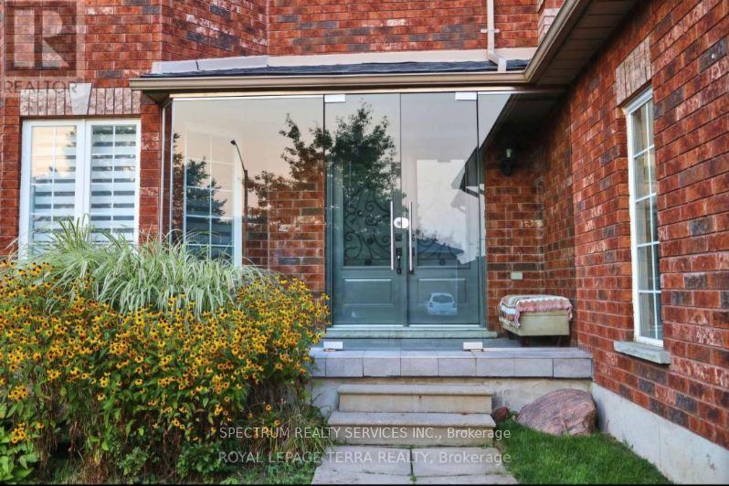Photo 25 of 14 Ruffet Drive, Barrie, Edgehill Drive — HOMEH