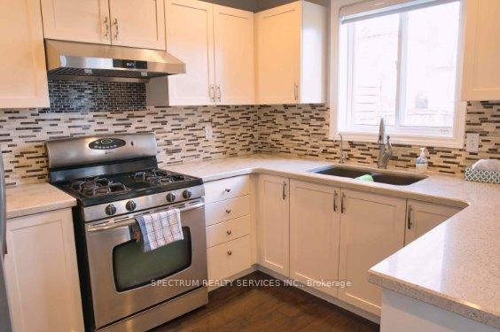 Photo 5 of 14 Ruffet Drive, Barrie, Edgehill Drive — HOMEH